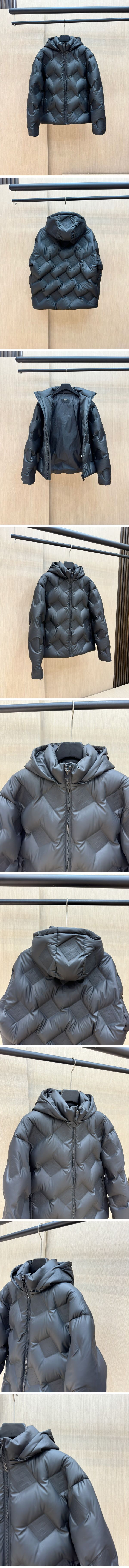 Fendi FF Logo Down Jacket フェンディ FF ロゴ ダウンジャケット