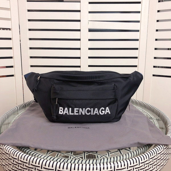 Balenciaga Logo CrossBody Bag Black バレンシアガ ロゴ クロスボディ