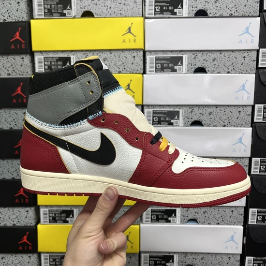 UNION × Nike Air Jordan 1 Retro High OG Chicago/Shadow HV8563-600 ユニオン × ナイキ エアジョーダン1 レトロ ハイ OG シカゴ/シャドウ