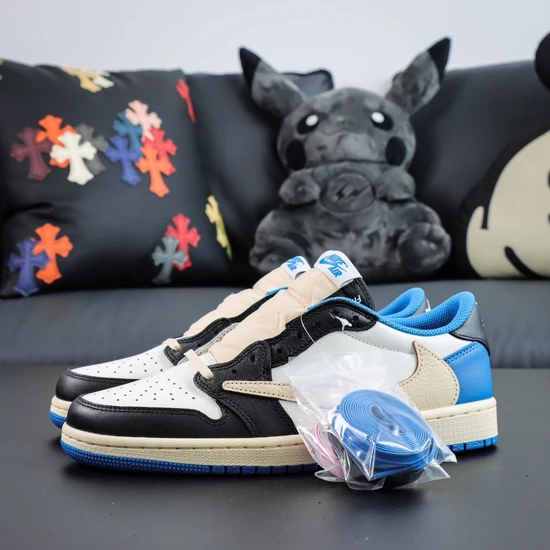 Travis Scott × fragment design × Nike Air Jordan 1 Low OG SP Military Blue DM7866-140 トラヴィススコット × フラグメントデザイン × ナイキ エアジョーダン1 ロー OG SP ミリタリー ブルー
