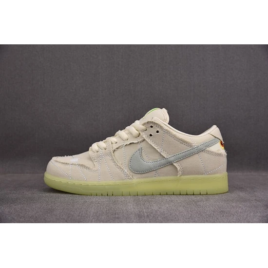 Nike SB Dunk Low Mummy DM0774-111 ナイキ SB ダンク ロー マミー