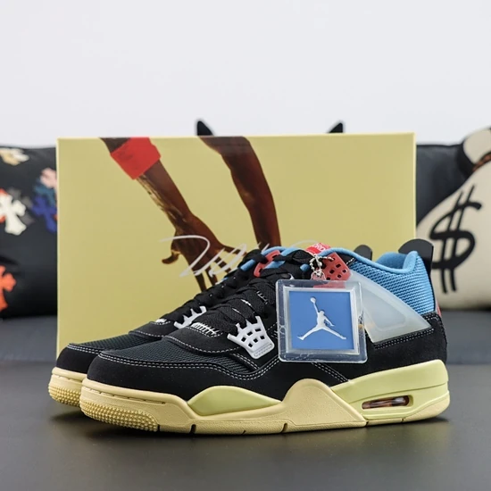 UNION × Nike Air Jordan 4 Off Noir DC9533-001 ユニオン × ナイキ エアジョーダン4 オフノワール