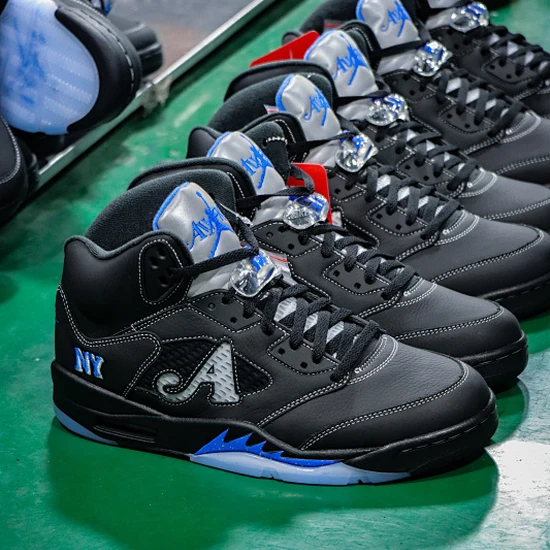 Awake NY × Nike Air Jordan 5 Retro OG Black DV4982-004 アウェイクニューヨーク × ナイキ エアジョーダン5 レトロ OG ブラック
