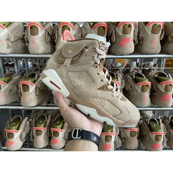 Travis Scott × Nike Air Jordan 6 British Khaki DH0690-200 トラヴィススコット × ナイキ エアジョーダン6 ブリティッシュカーキ