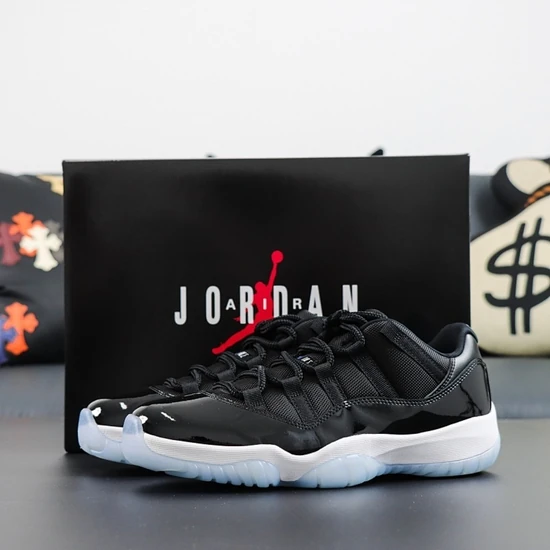 Nike Air Jordan 11 Retro Low Black and Varsity Royal/Space Jam FV5104-004 ナイキ エアジョーダン11 レトロ ロー ブラック アンド バーシティロイヤル/スペースジャム