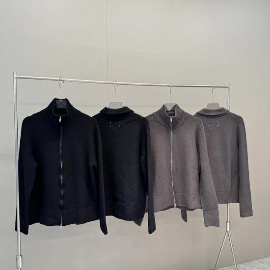 Maison Margiela Logo Zip-Up Cardigan メゾン マルジェラ ロゴ ジップアップ カーディガン