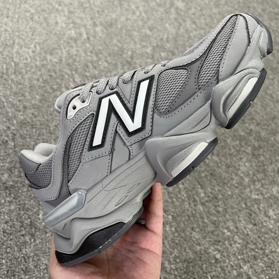 New Balance 9060 Gray U9060ZGB ニューバランス 9060 グレー