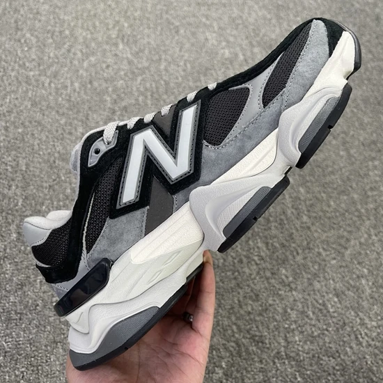 New Balance 9060 Black/Grey U9060JBD ニューバランス 9060 ブラック グレー U9060JBD
