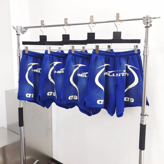 Hellstar Curved Graphic Logo Shorts ヘルスター カーブド グラフィック ロゴ ショーツ