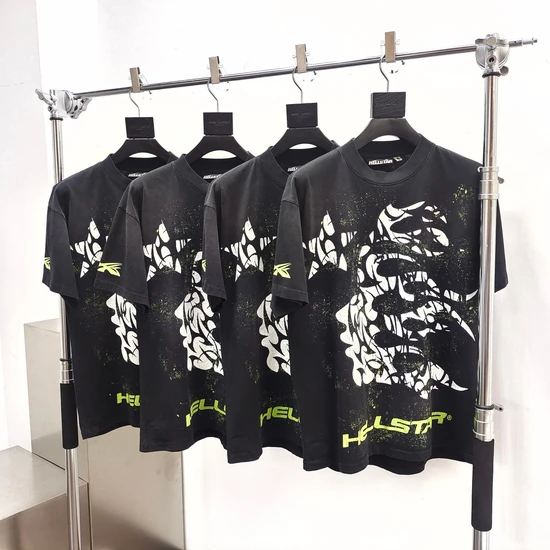 Hellstar Graphic Print T-Shirt ヘルスター グラフィック プリント Tシャツ