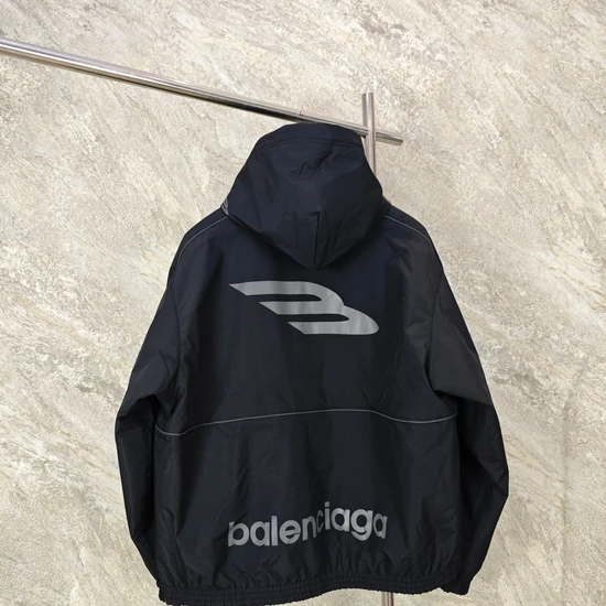 Balenciaga Logo Chest Stripe Nylon Jacket バレンシアガ ロゴ チェスト ストライプ ナイロン ジャケット