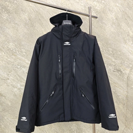 Balenciaga Technical Zip Pockets Nylon Jacket バレンシアガ テクニカル ジップ ポケット ナイロン ジャケット
