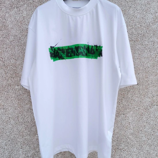 Balenciaga Distressed Text Graphic T-Shirt バレンシアガ ディストレスド テキスト グラフィック Tシャツ