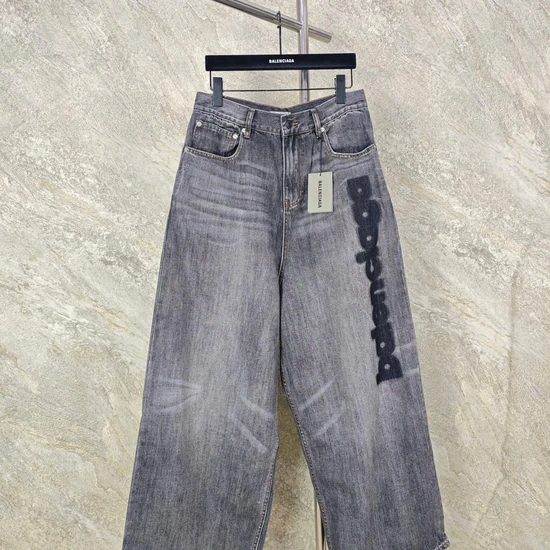 Balenciaga Text Graphic Jeans バレンシアガ テキスト グラフィック ジーンズ