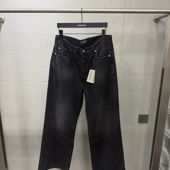 Balenciaga Distressed Ripped Jeans バレンシアガ ディストレスド リップド デニム