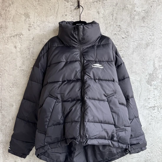 Balenciaga Logo Down Jacket バレンシアガ ロゴ ダウン ジャケット