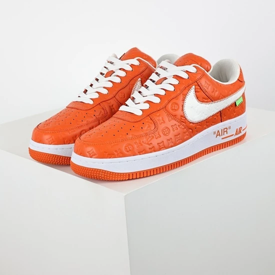 Louis Vuitton x Nike Monogram Leather Sneakers ルイ ヴィトン × ナイキ モノグラム レザー スニーカー