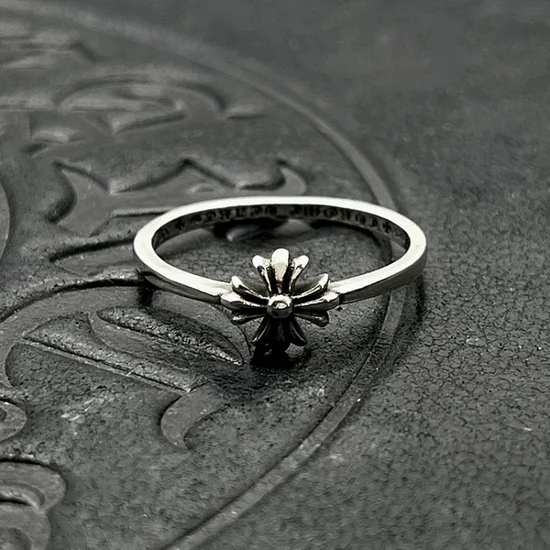 Chrome Hearts Floral Cross Ring クロムハーツ フローラル クロス リング