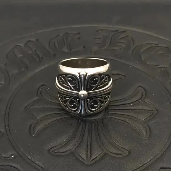 Chrome Hearts Ornate Cross Pattern Ring クロムハーツ オーナメント クロス パターン リング