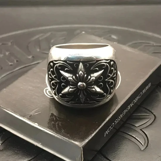 Chrome Hearts Floral Cross Motif Ring クロムハーツ フローラル クロス モチーフ リング