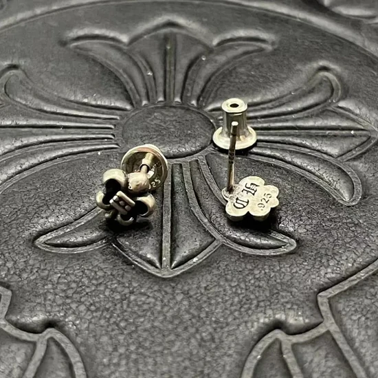 Chrome Hearts Fleur-de-Lis Stud Earrings Silver クロム ハーツ フルール ド リス スタッド ピアス シルバー