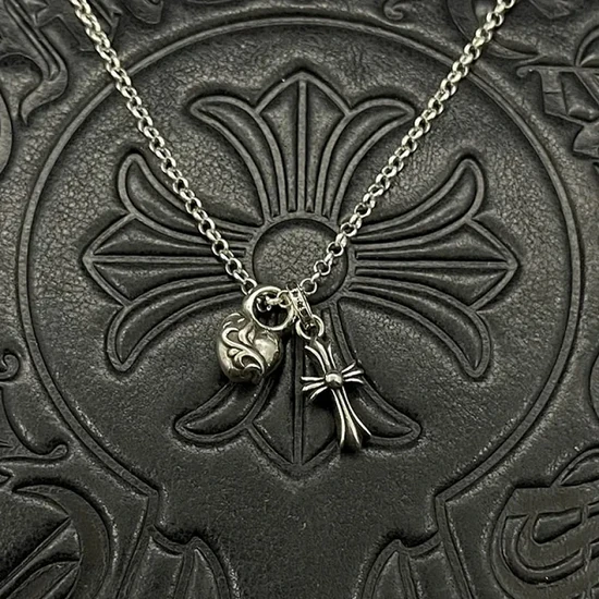 Chrome Hearts Cross & Heart Necklace クロムハーツ クロス & ハート ネックレス