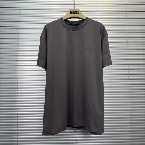 Louis Vuitton LV Logo Tee ルイヴィトン LV ロゴ Tシャツ