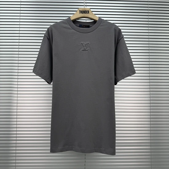 Louis Vuitton Embossed LV T-Shirt ルイヴィトン エンボスドLV Tシャツ