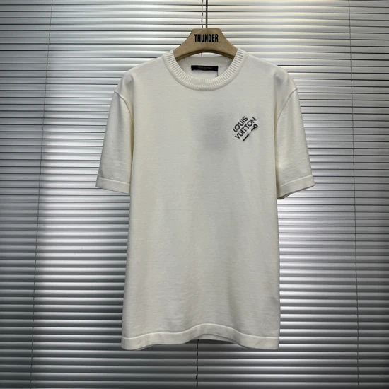 Louis Vuitton Signature Short-Sleeve T-Shirt ルイヴィトン シグネチャーショートスリーブTシャツ