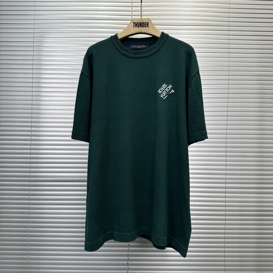 Louis Vuitton Signature Short-Sleeve T-Shirt ルイヴィトン シグネチャーショートスリーブTシャツ