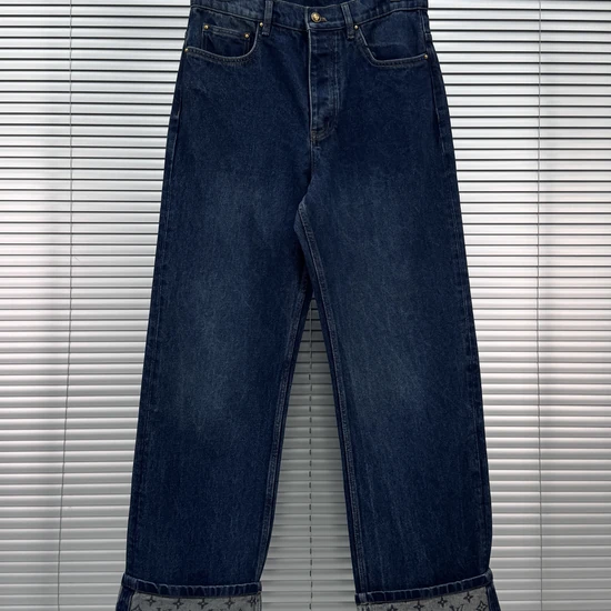 Louis Vuitton Monogram Signature Turn-Up Denim Skate Pants ルイヴィトン モノグラム シグネチャー ターンアップ デニムスケートパンツ