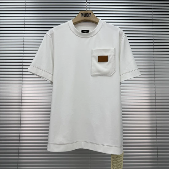 FENDI Leather Patch Pocket T-Shirt フェンディ レザーパッチポケット Tシャツ