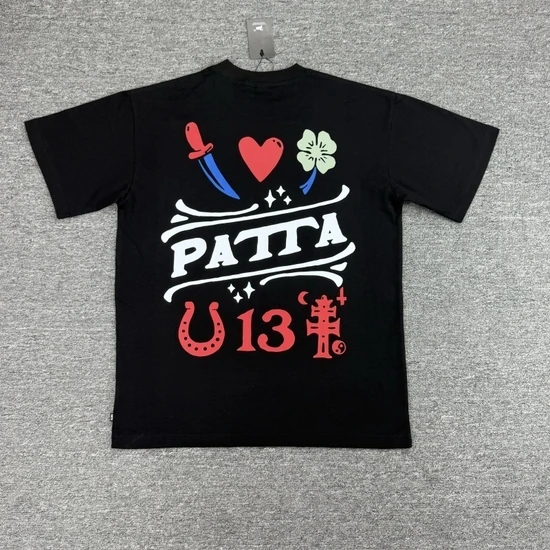 Patta Lucky Charm T-Shirt パタ グラフィック Tシャツ