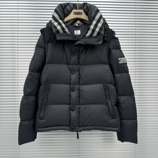 Burberry LOCKWELL Detachable-Sleeve Puffer Jacket バーバリー ロックウェル デタッチャブルスリーブ パファージャケット
