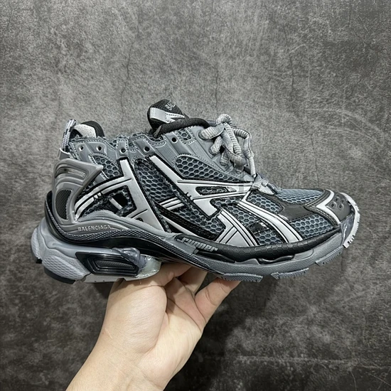 Balenciaga Runner 7.0 Sneakers Grey バレンシアガ ランナー 7.0 スニーカー グレー