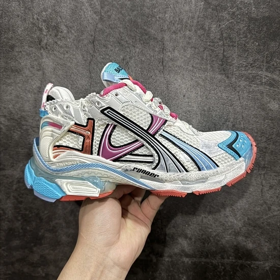 Balenciaga Runner 7.5 Sneakers light blue バレンシアガ ランナー 7.5 スニーカー ライトブルー