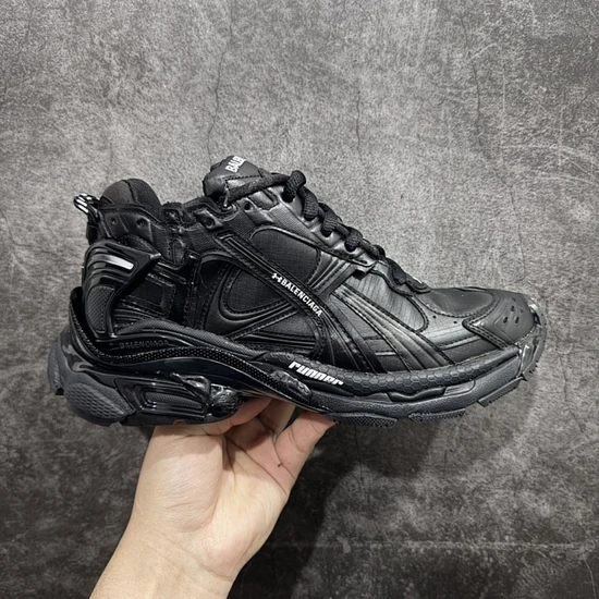 Balenciaga x Under Armour Runner 7.5 Sneaker Black バレンシアガ × アンダーアーマー ランナー 7.5 スニーカー ブラック