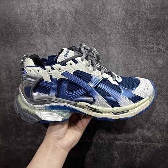 Balenciaga Runner 7.5 Sneakers Gradient Blue バレンシアガ ランナー 7.5 スニーカー グラデーション ブルー