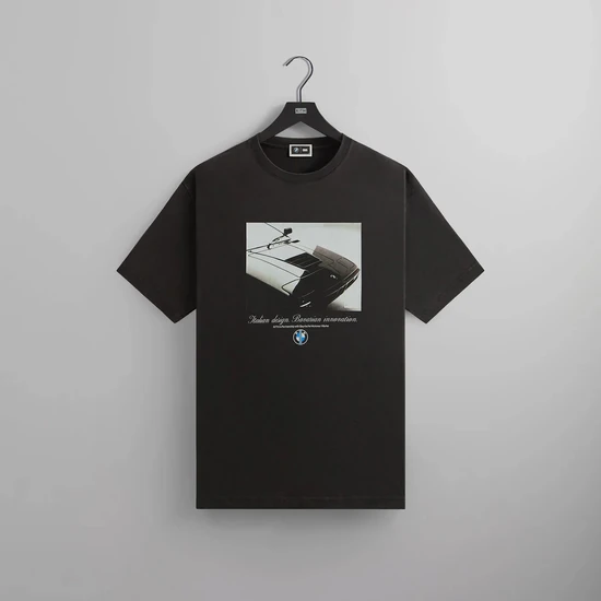 KITH x BMW M1 Portrait Vintage Tee Black キス x BMW M1 ポートレート ヴィンテージ Tシャツ ブラック