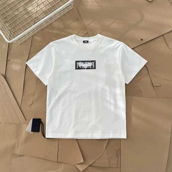 KITH x Batman Shattered Vintage Tee キス バットマン シャッタード ビンテージ Tシャツ