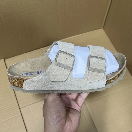 BIRKENSTOCK Arizona Sandal Beige ビルケンシュトック アリゾナ ソフトフットベッド ベージュ