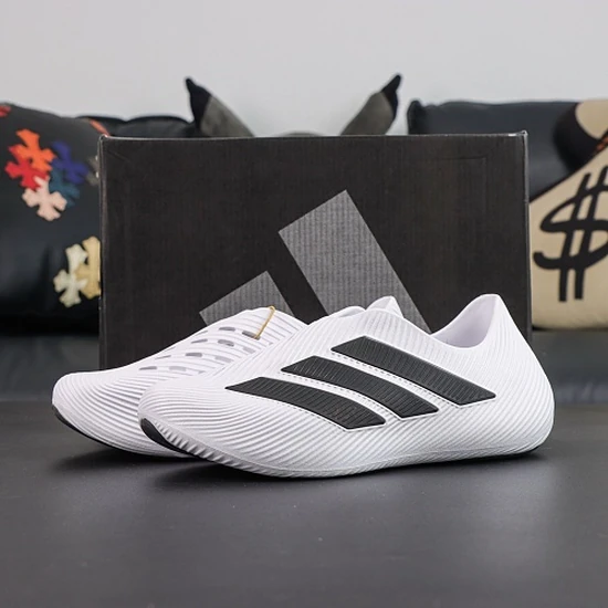 Adidas Purechill Runner Core White/Core Black アディダス ピュアチル ランナー コアホワイト/コアブラック
