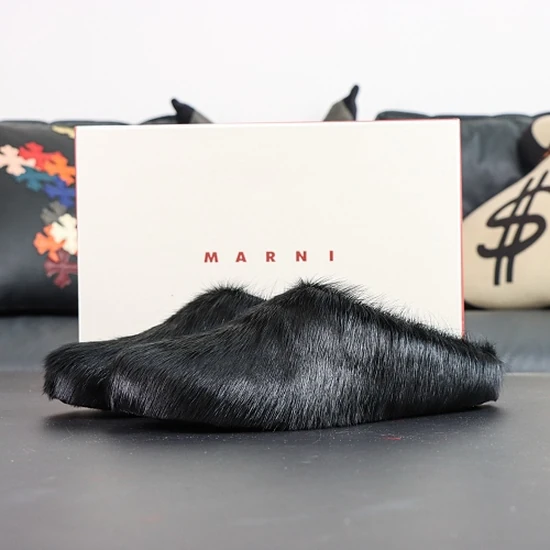 MARNI Fussbet Sabot Calf-Hair Slippers Black マルニ ファスベット サボ カーフヘア スリッパ ブラック