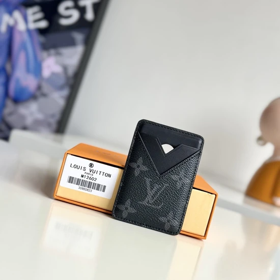 Louis Vuitton Magnetic Card Holder Monogram Eclipse M12602 ルイヴィトン マグネティック カード ホルダー モノグラム エクリプス