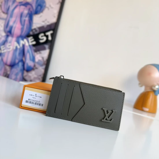 Louis Vuitton Coin Card Holder LV Aerogram M82068 ルイヴィトン コインカードホルダー LVエアログラム