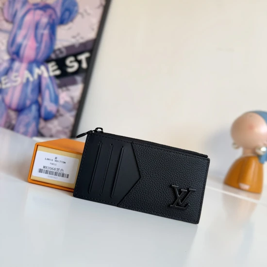 Louis Vuitton Coin Card Holder LV Aerogram M82068 ルイヴィトン コインカードホルダー LVエアログラム