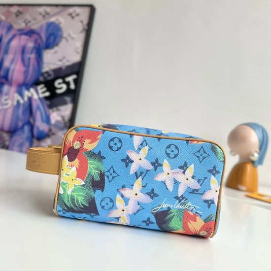 Louis Vuitton Locker Dopp Kit Monogram M83112 ルイヴィトン ロッカー ドップキット モノグラム